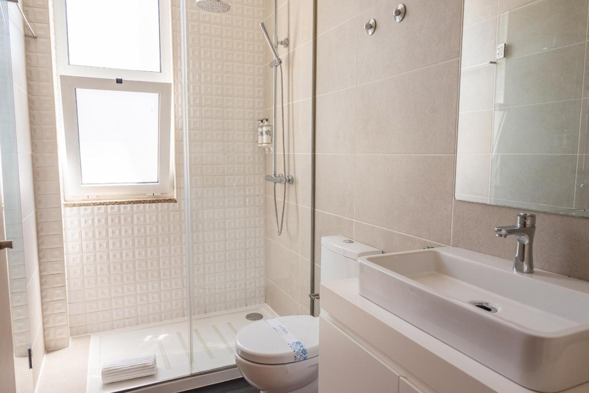 Lovely Charm House Downtown Near Metro With Ac Apartament